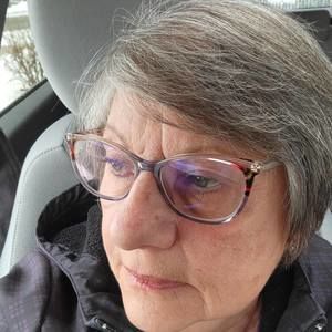 Meet your Posher, Lynn